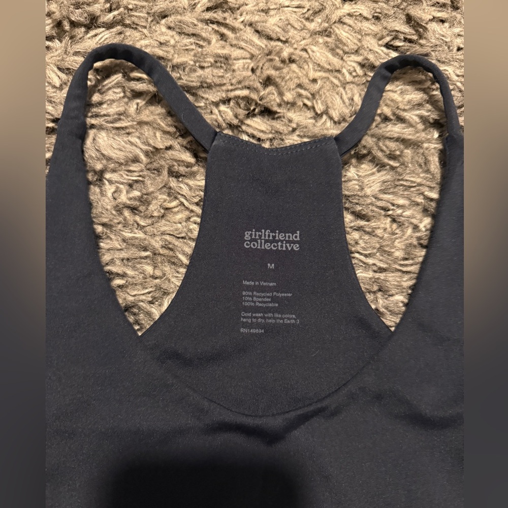 Girlfriend Collective Midnight Black Activewear Legging & Bra Set - Picture 6 of 8